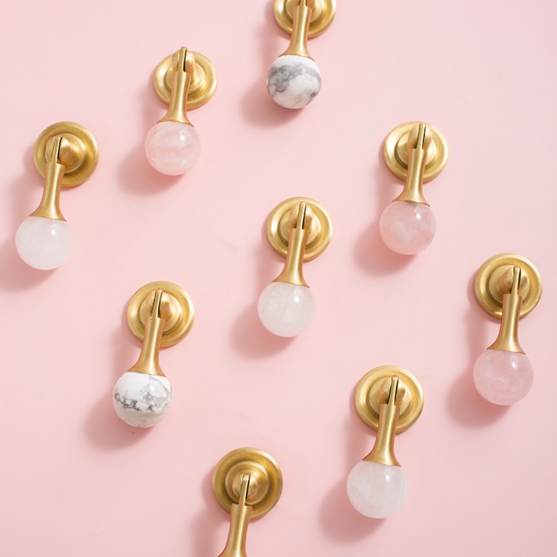 White Crystal Ball+Brass Furni - огляд і ціна Furniture Hardware Drop Pulls